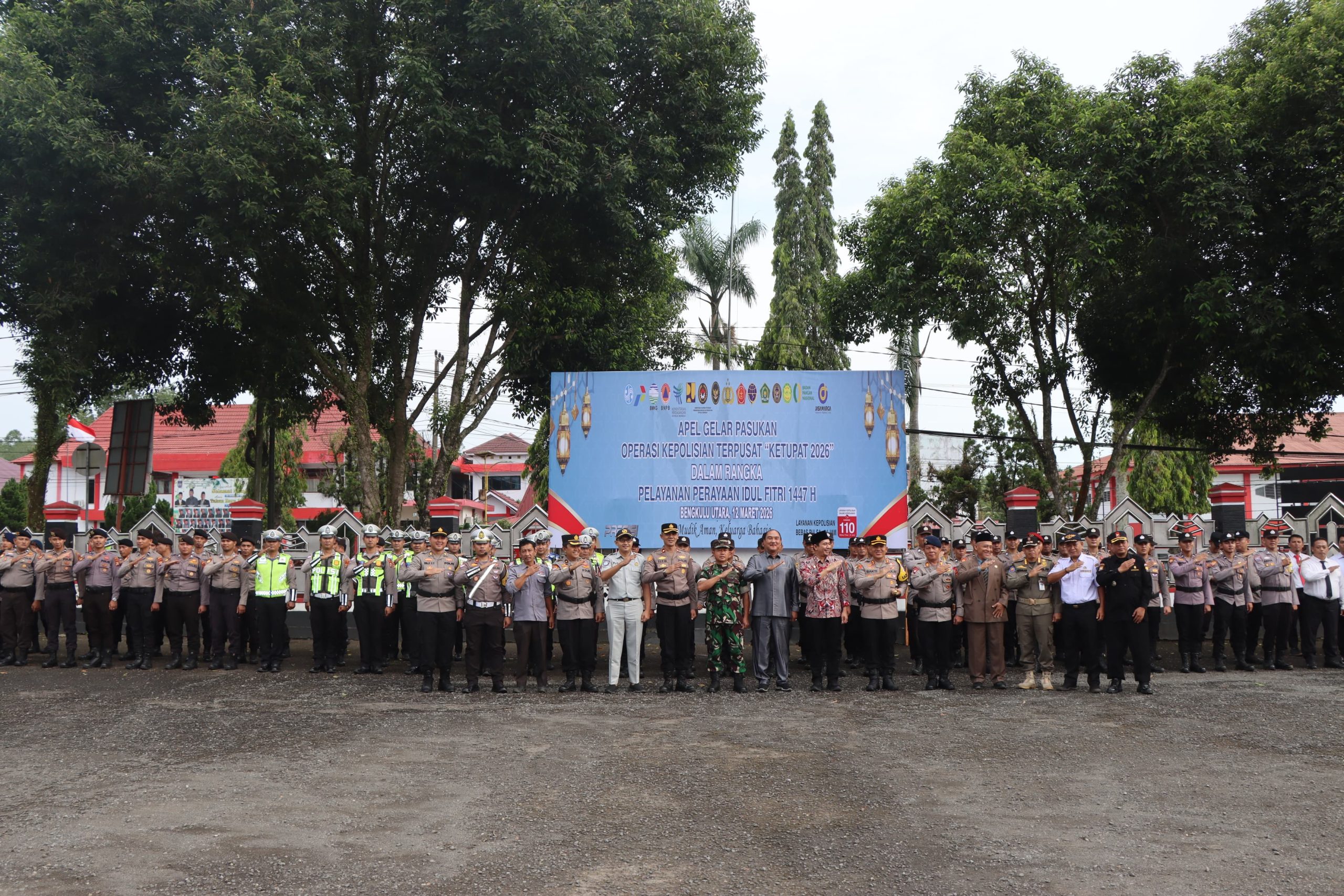 Bupati Bengkulu Utara Pimpin Apel Gelar Pasukan Operasi Ketupat Nala 2026